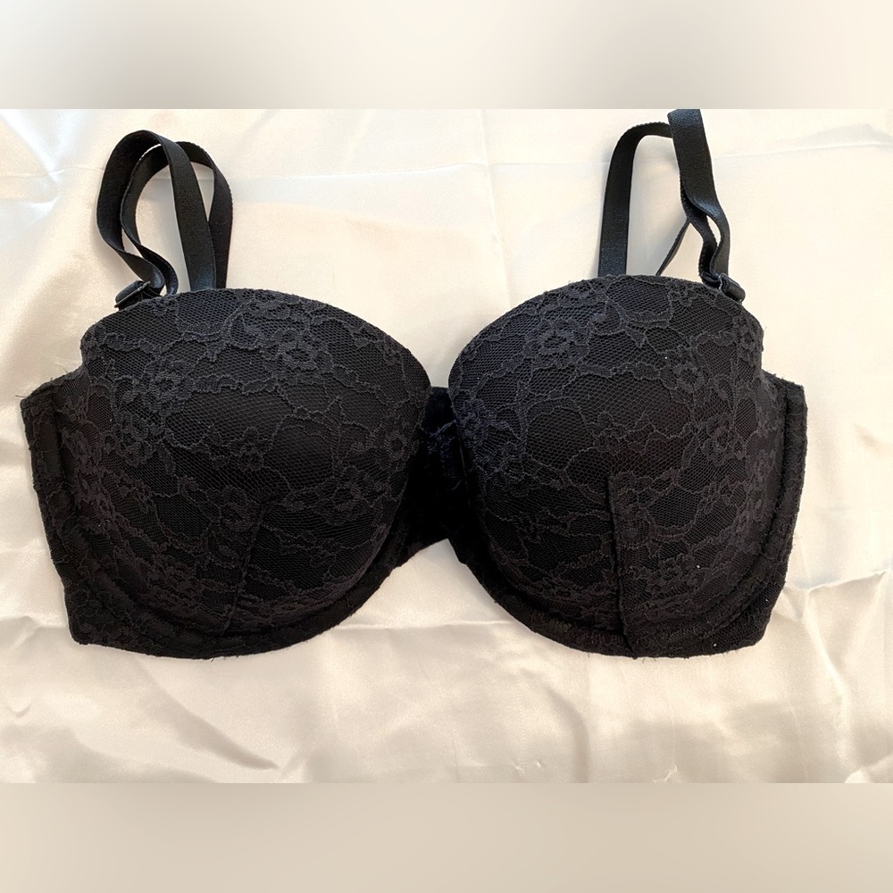 Gently Used Size 34D Victoria’s Secret Multi-way Bra